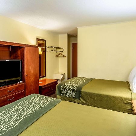 Econo Lodge Моргантаун Екстер'єр фото